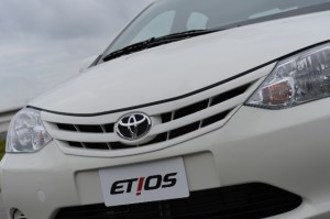 toyota_etios_39 (640x426)